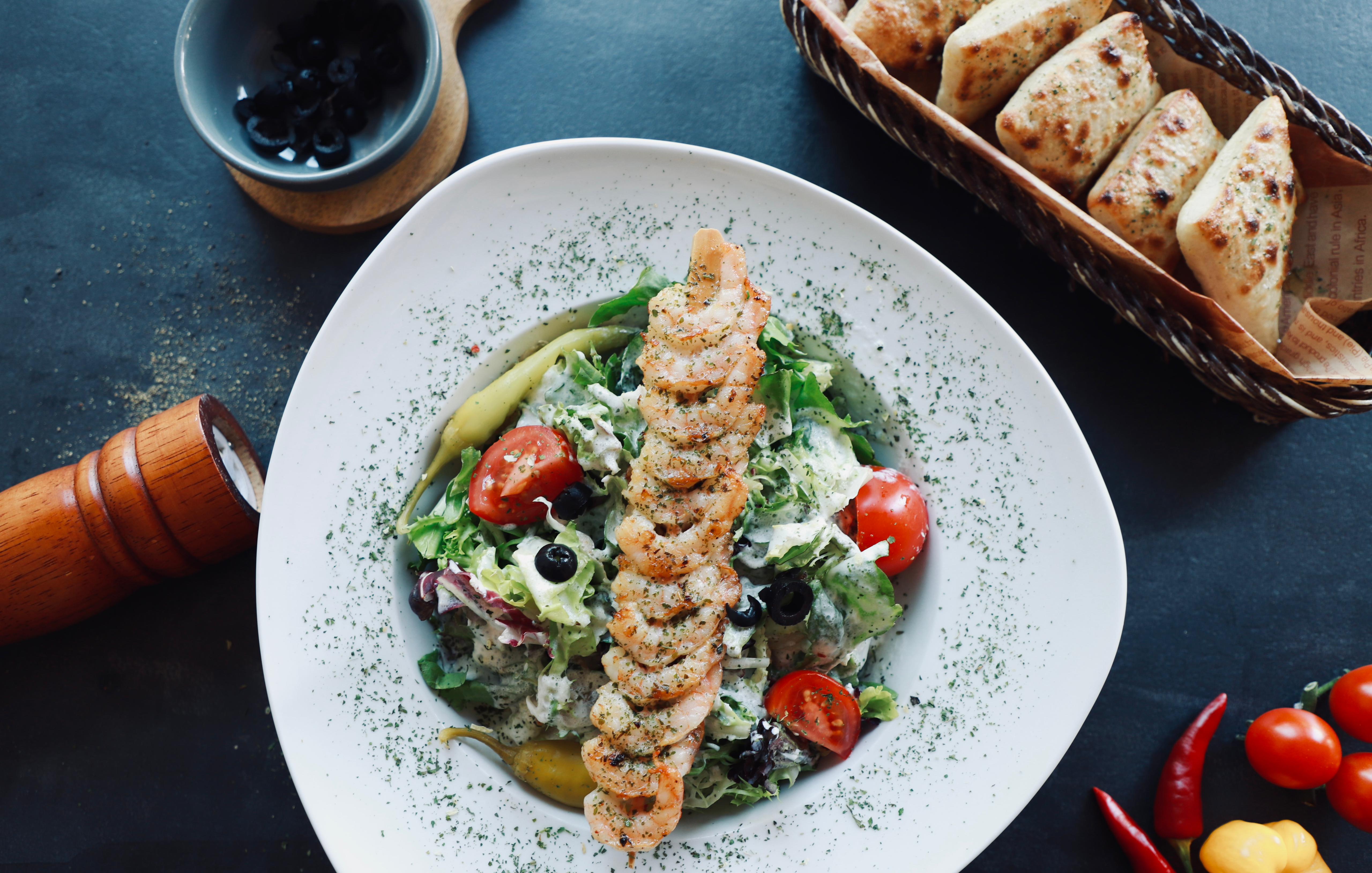 Frischer Salat aus der Gaststätte